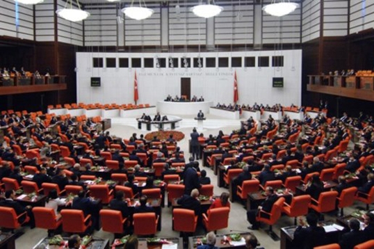 Davutoğlu'nun danışmanları istifa etti Davutoğlu'nun danışmanları istifa etti